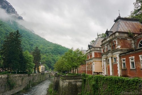 Top 10 stațiuni balneare din România - travelandbeauty.ro