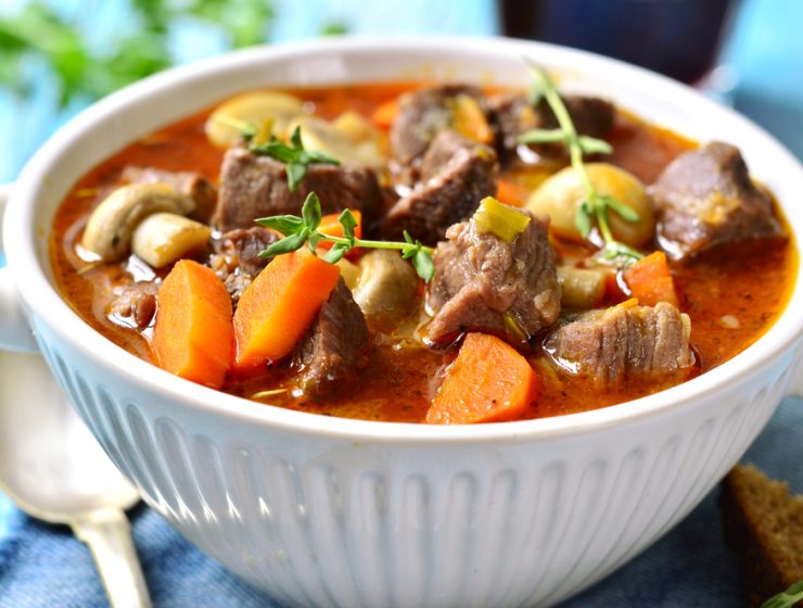 boeuf bourguignon - revista trvelandbeauty.ro