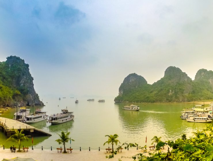 Crozieră în Golful Ha Long, Vietnam - travelandbeauty.ro