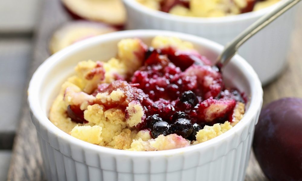 Crumble de afine - travelandbeauty.ro