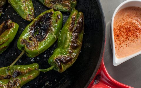 Pimientos de Padron! Ole! - travelandbeauty.ro